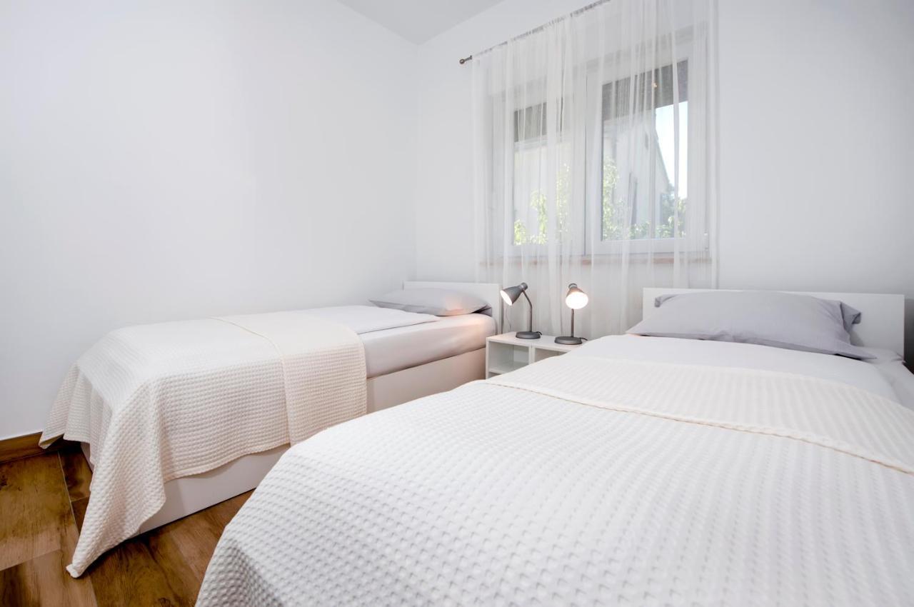 Apartmani Brajkovic Rovinj Exterior photo